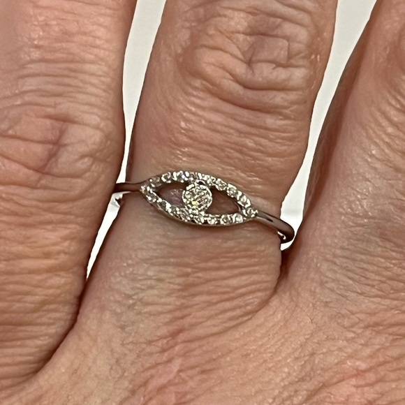 SOLID 925 STERLING SILVER DAINTY EVIL EYE RING CUBIC ZIRCONIA - Picture 2 of 6